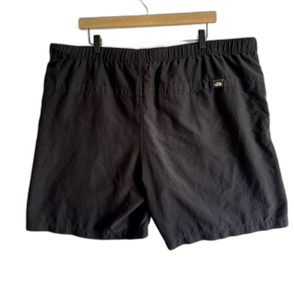 The NORTH FACE TNF Men's SZ XL Swim Suit Trunks Black Adjustable Belt & Pockets